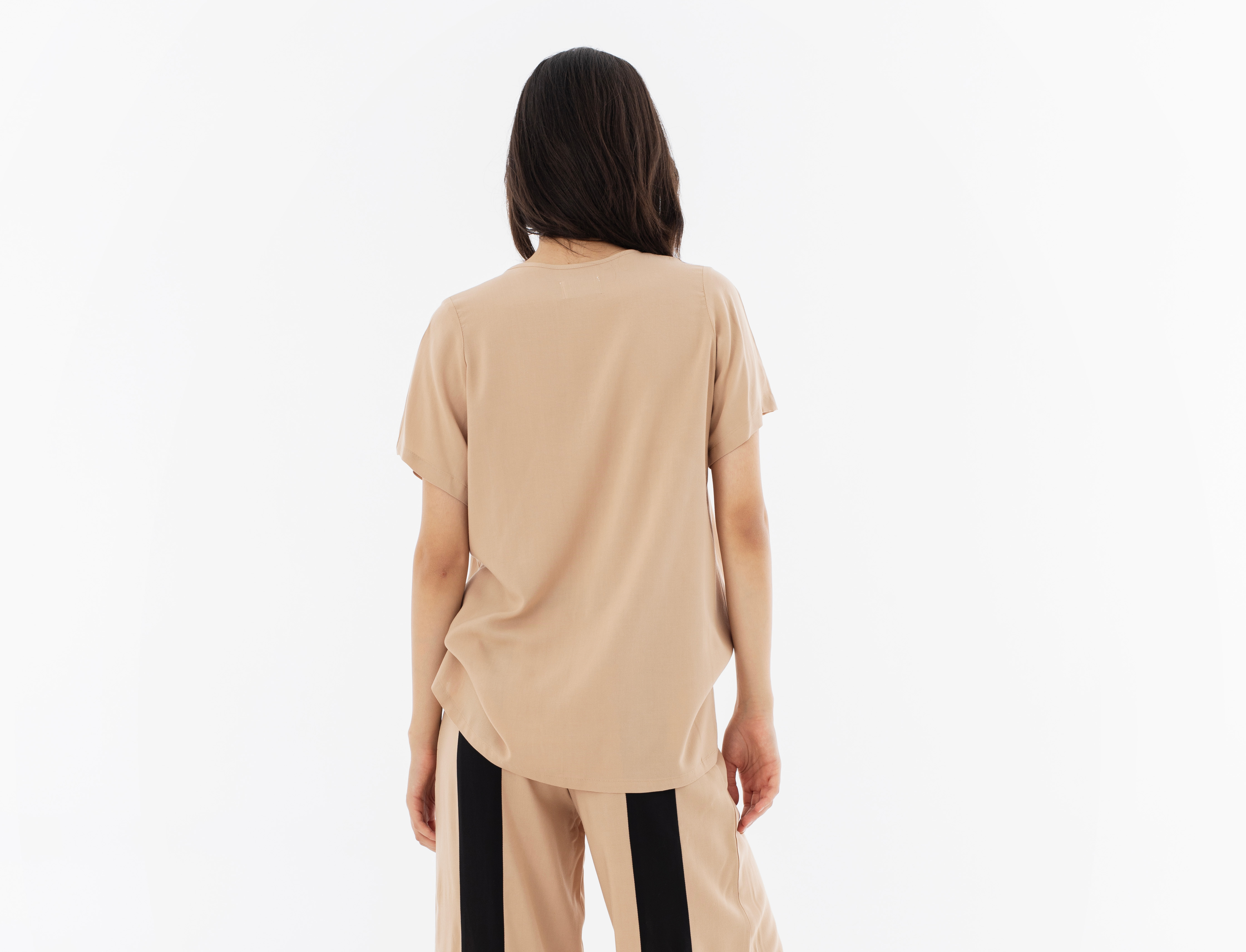 Remera - Lipa beige m